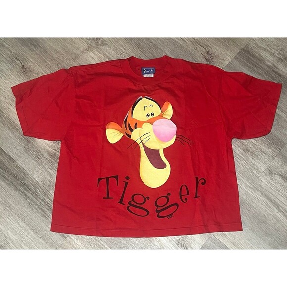 POOH Tops - POOH tag vintage‎ Tiger tshirt ladies large